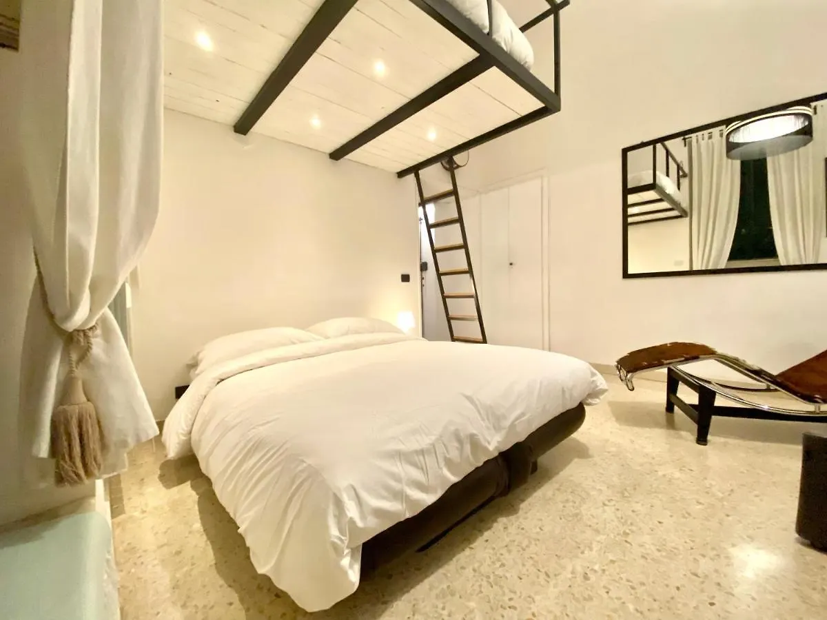 Vacanze Romane Colosseum Apartment Rome