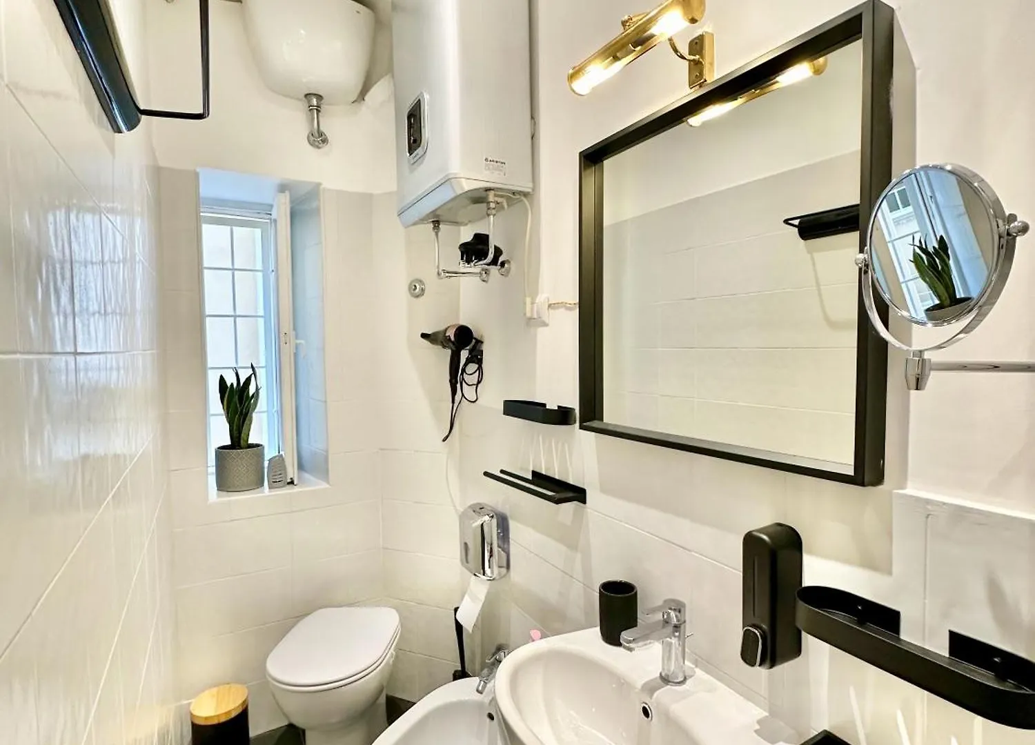 Vacanze Romane Colosseum Apartment Italy