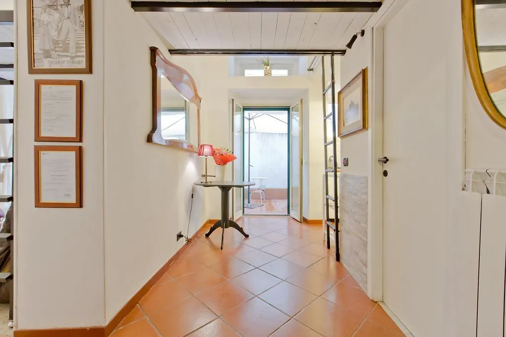 Vacanze Romane Colosseum Apartment Italy