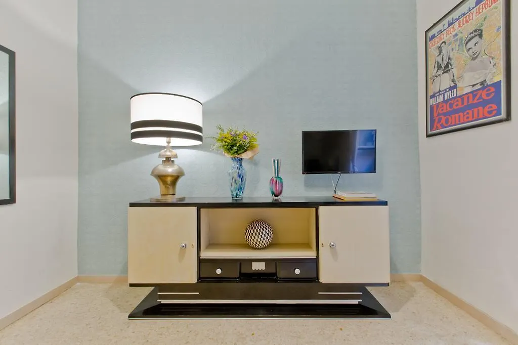 Vacanze Romane Colosseum Apartment